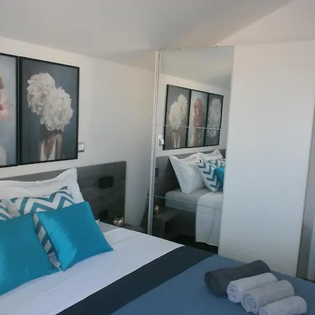 Royal Apartment *